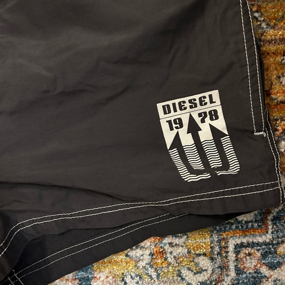 Diesel sea gear mini shorts - Picture 3 of 3